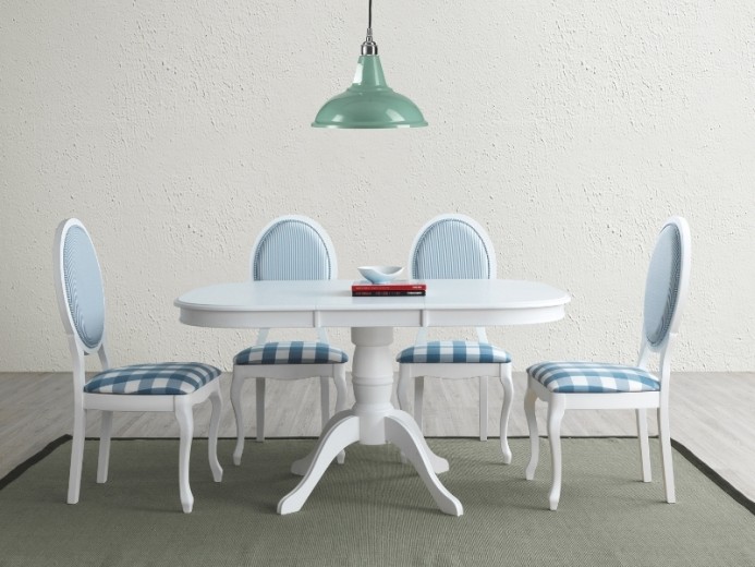 Set masa extensibila din MDF si lemn Florenti Alb + 4 scaune din lemn tapitat cu stofa LV-SC Alb / Albastru, L106-141xl106xH75 cm