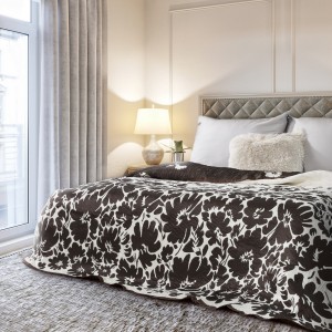 Cuvertura reversibila Angela Cream / Brown, 220 x 240 cm