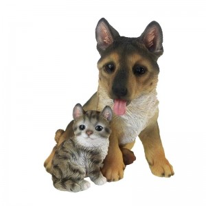 Decoratiune de gradina, din polirasina, German Shepherd with Kitten, L15,4xl15,4xH18,5 cm