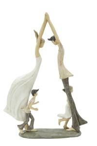 Decoratiune din rasina New Family Natural, l26xA9xH37 cm