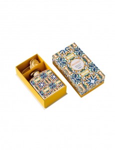 Difuzor aromaterapie din portelan, Medicea Rose, 500 ml