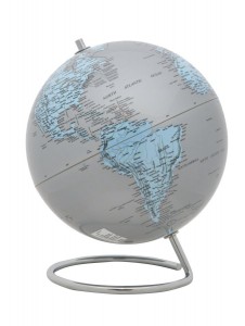 Glob pamantesc din plastic si metal Mapamond Twist Small Argintiu, Ø20xH25 cm