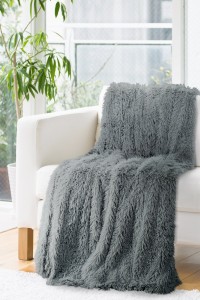 Patura din blana sintetica Lettie Dark Grey, 170 x 210 cm