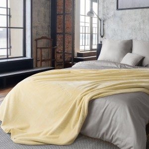 Patura Maja Pierre Cardin Galben deschis, 160 x 240 cm