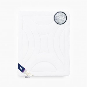 Pilota Toate Anotimpurile din LuxFill, Antialergic Batyst Alb