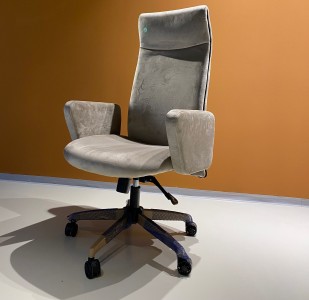 Scaun de birou directorial tapitat cu stofa, Colony Manager Velvet Grej/ Negru, l51xA55xH76 cm