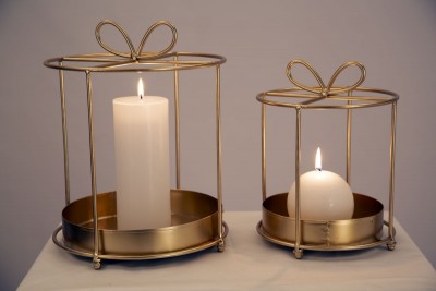 Set 2 suporturi metalice pentru lumanari Glam Gift Auriu, Ø22,8xH29 / Ø17,7xH24 cm