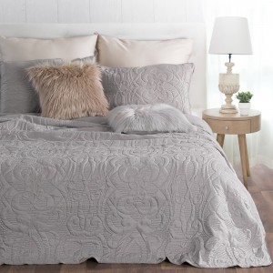 Set cuvertura si 2 fete de perna Adelle Beige, 220 x 240 cm