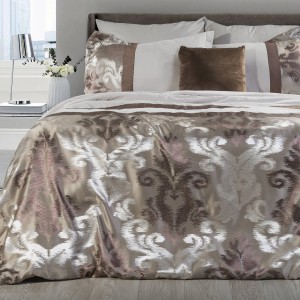 Set cuvertura si fata de perna Betty Cream / Brown