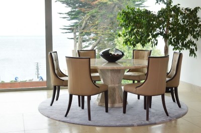 Set masa din marmura + 6 scaune tapitate cu piele ecologica, cu picioare din lemn de salcam Marcello Beige / Cream, Ø150xH75 cm