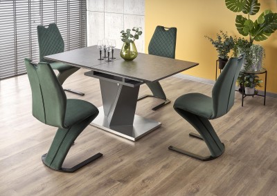 Set masa extensibila din sticla, MDF si metal, Salvo Gri Inchis + 4 Scaune tapitate cu stofa si picioare metalice, Kai-442 Velvet Verde Inchis / Negru, L160-200xl90xH77 cm