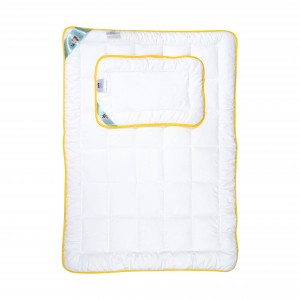 Set perna si pilota pentru copii, din LuxFill, Antialergic Babies Honey Bear Alb