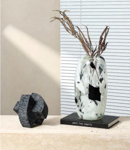 Vaza decorativa din sticla, Elegance Multicolor, L11xl9,5xH31 cm